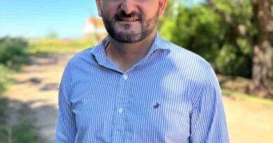 Emprendedores y lengua de señas, temáticas de los proyectos aprobados de Raúl Vázquez
