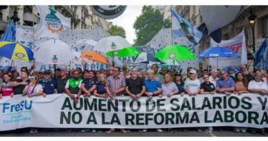 Tercer día del trabajador bajo el gobierno de Javier Milei, y más padecimientos que festejos. Por Cesar Malato