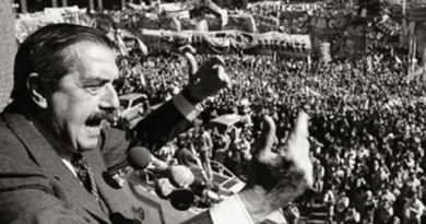 Jesús Gómez; “a 43 años de la recuperación de la democracia debemos defenderla como una forma de vida y una herramienta para construir una sociedad más justa”